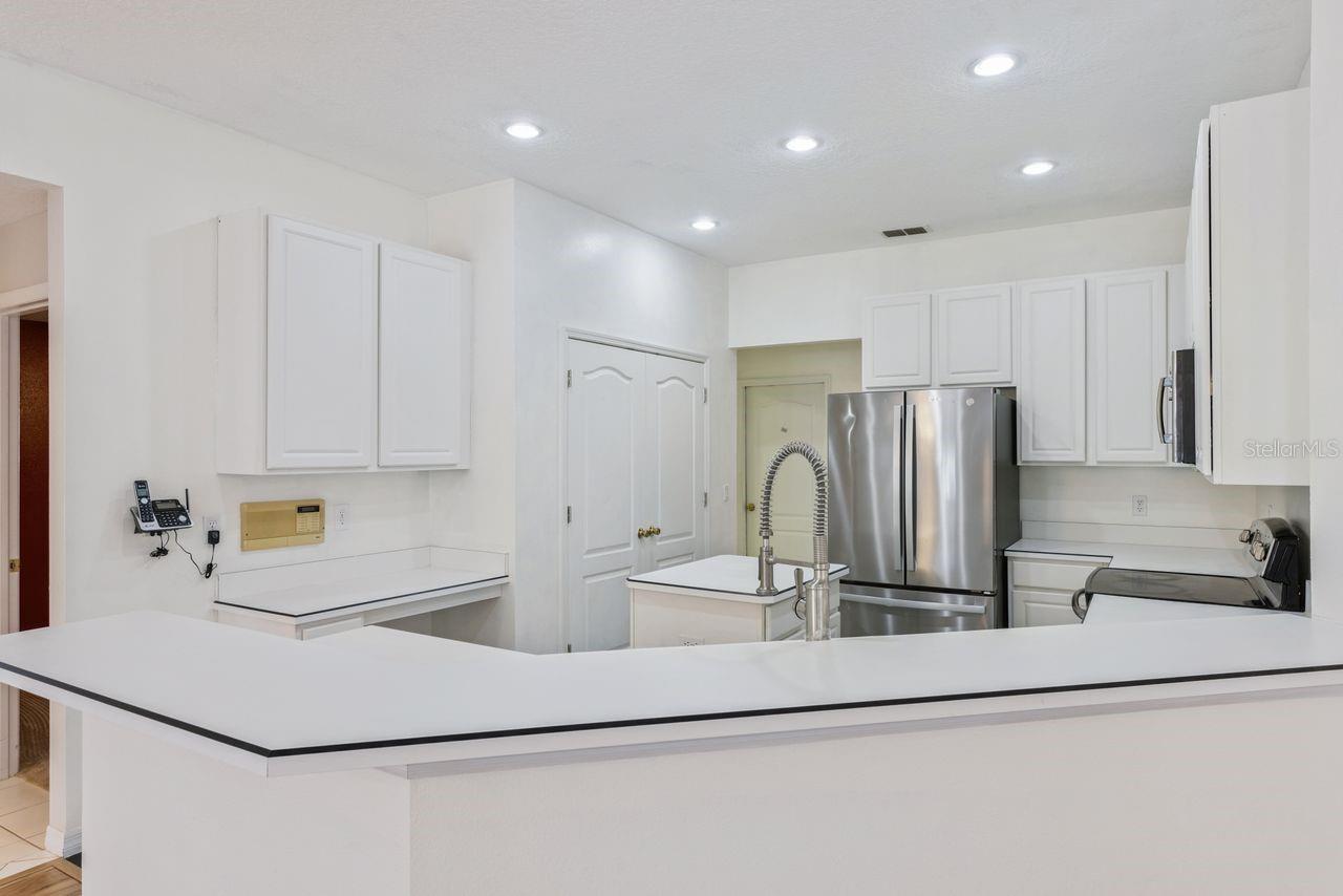 UNIVERSITY ESTATES UNIT 2 - Residential