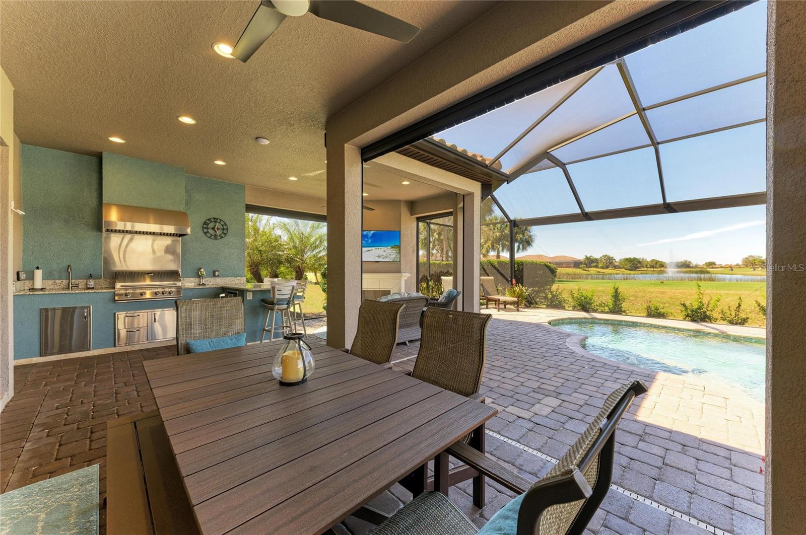 ESPLANADE PH V SUBPHASES A,B,C,D,E&F - Residential