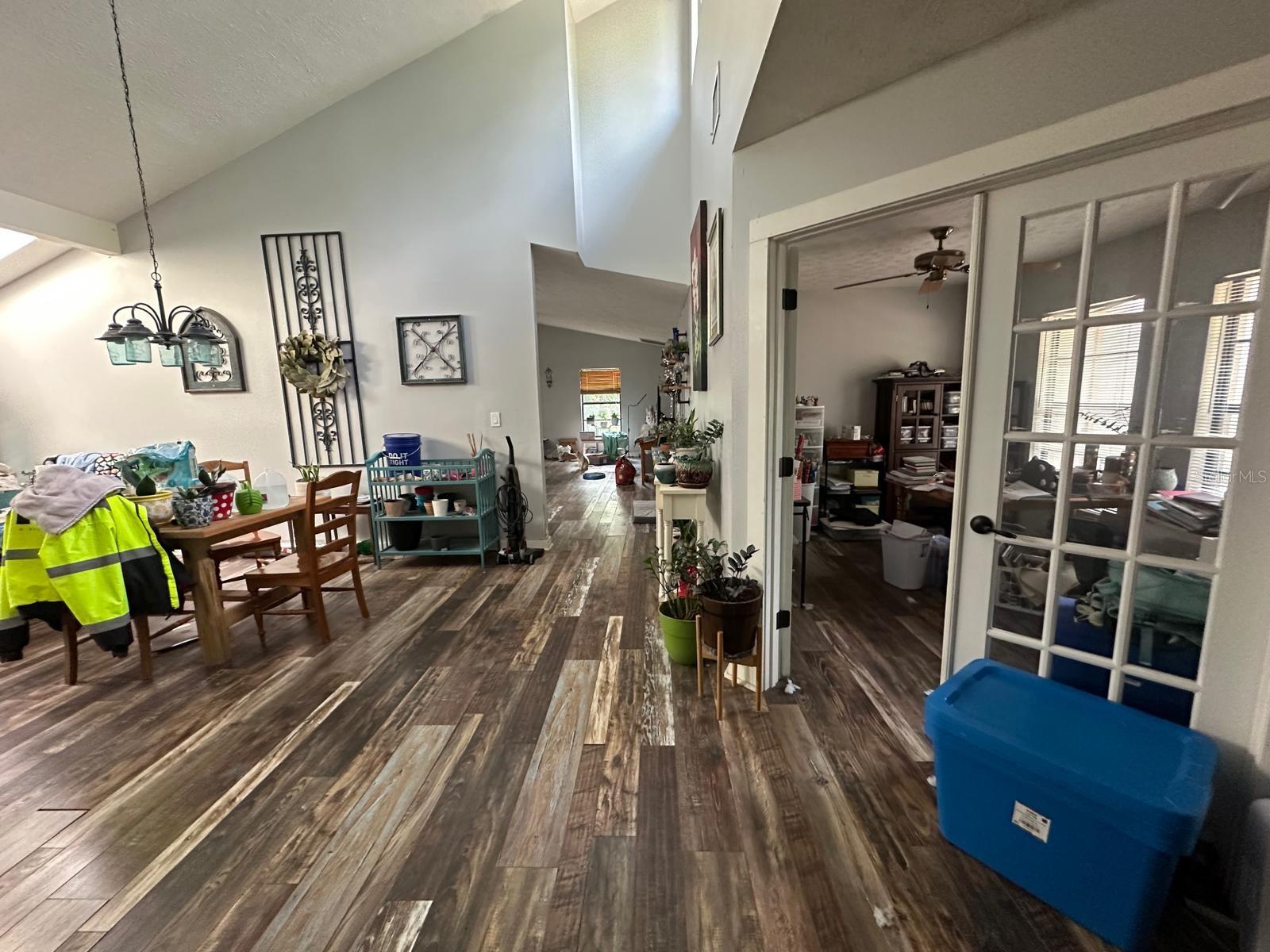 SUNDANCE UNIT 4 - Residential