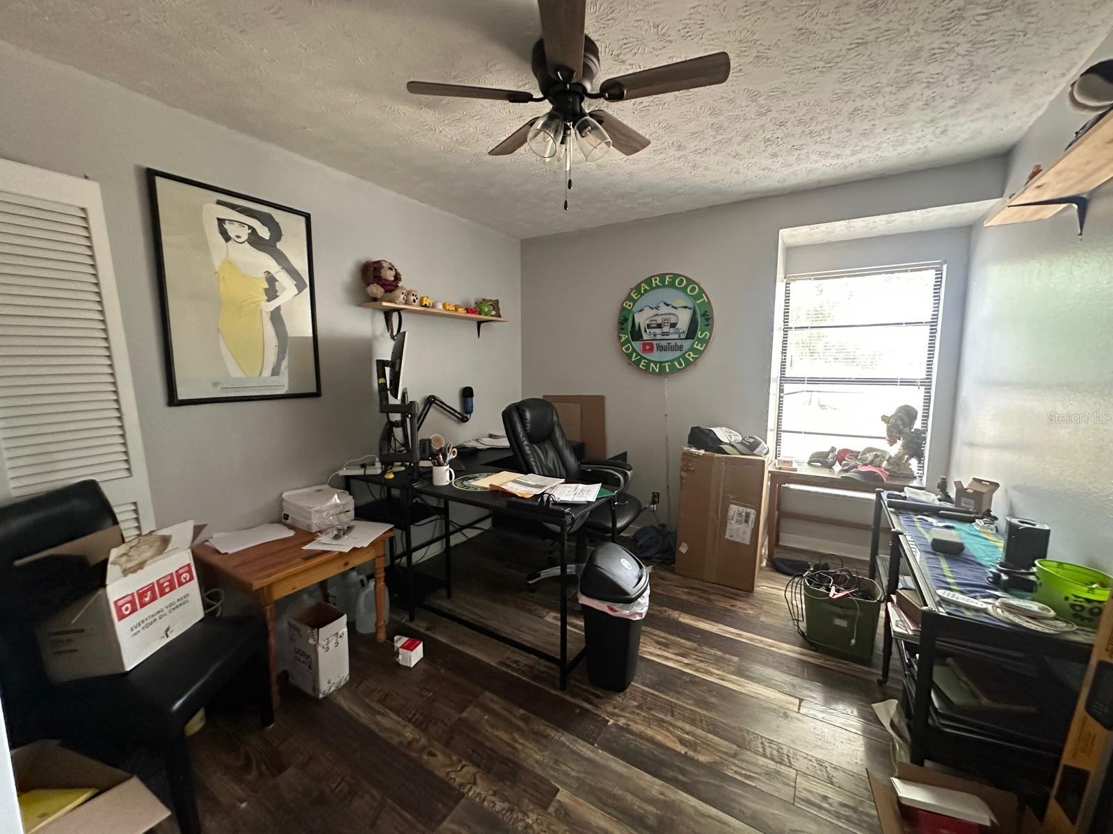 SUNDANCE UNIT 4 - Residential