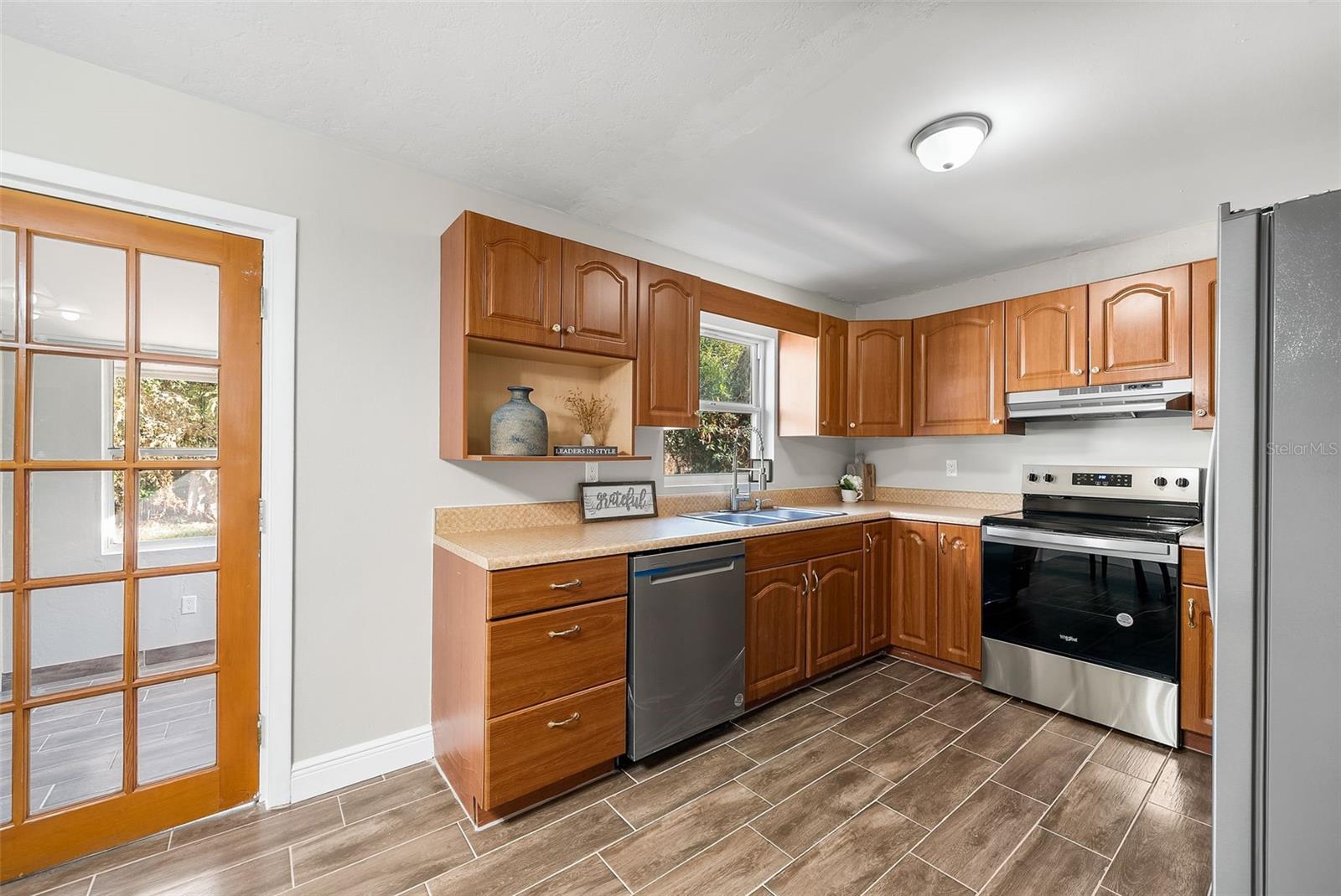 SOUTHSIDE TERRACE - Residential