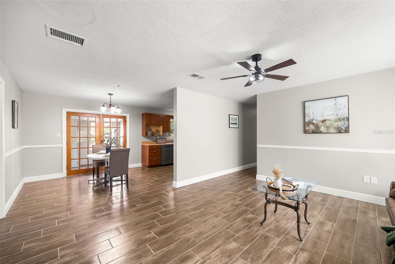 SOUTHSIDE TERRACE - Residential