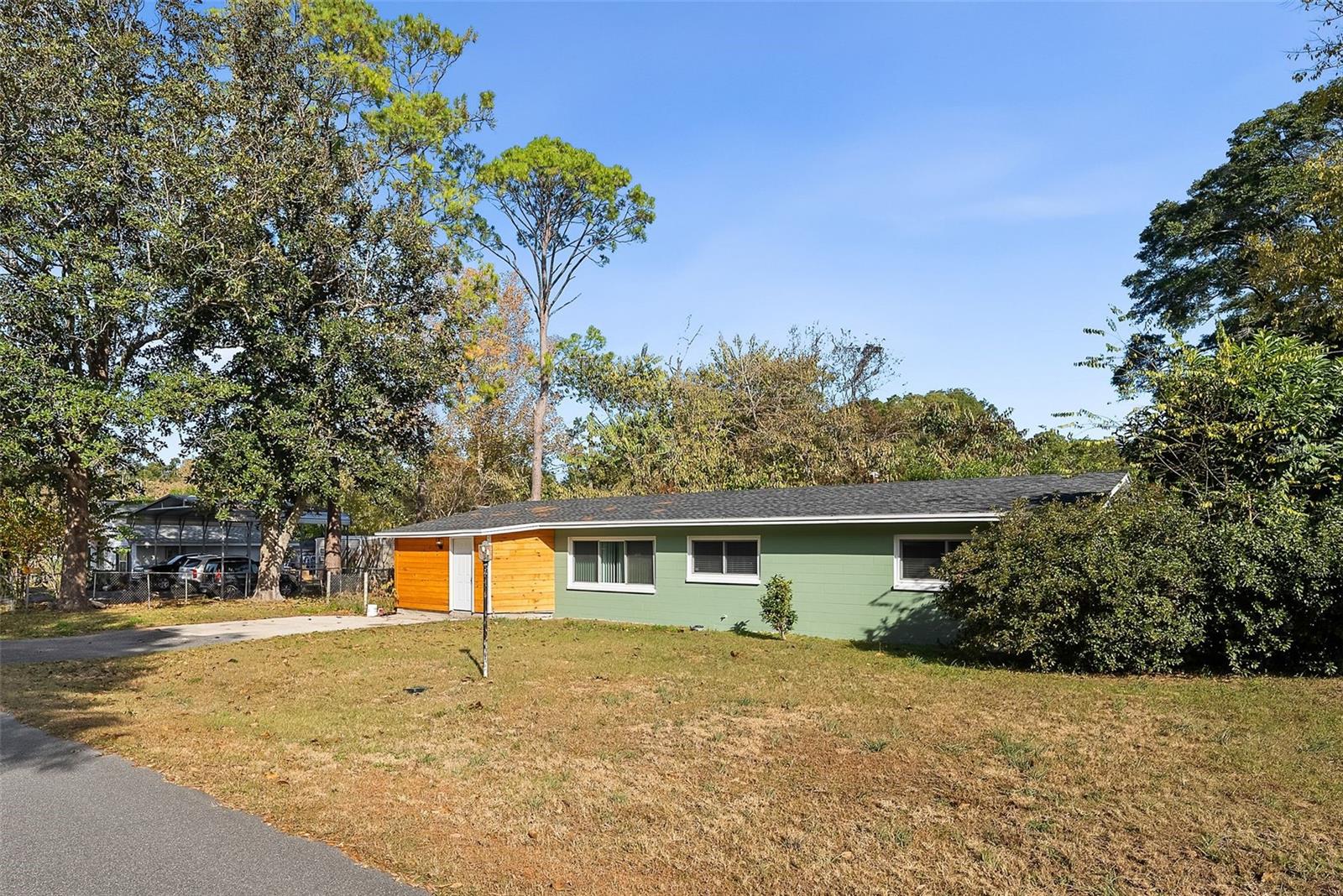 SOUTHSIDE TERRACE - Residential