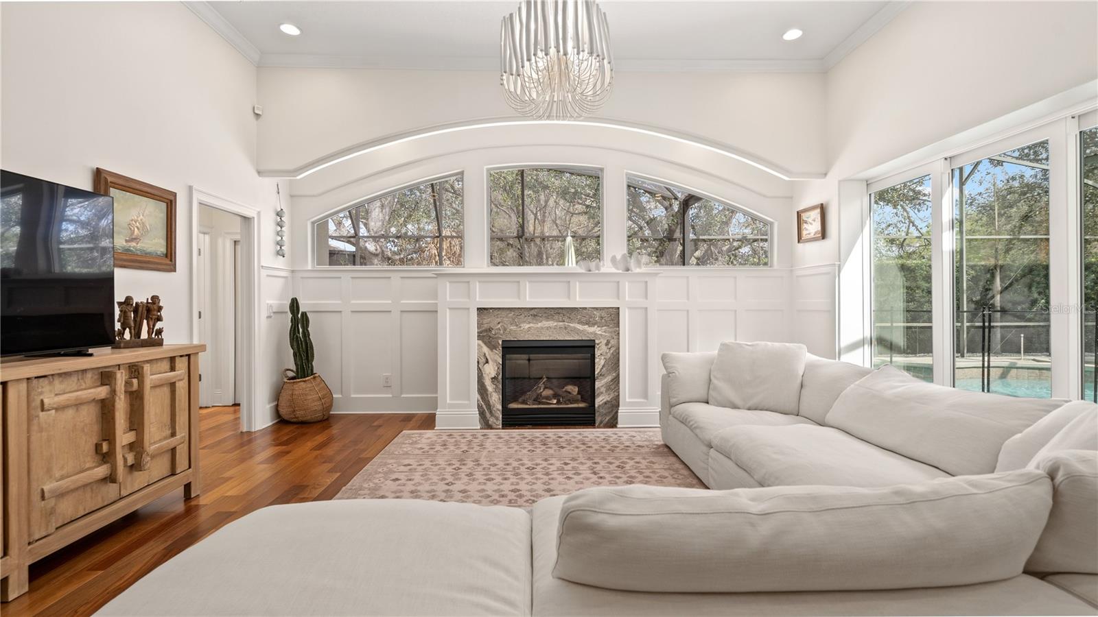 KENSINGTON PARK - Residential