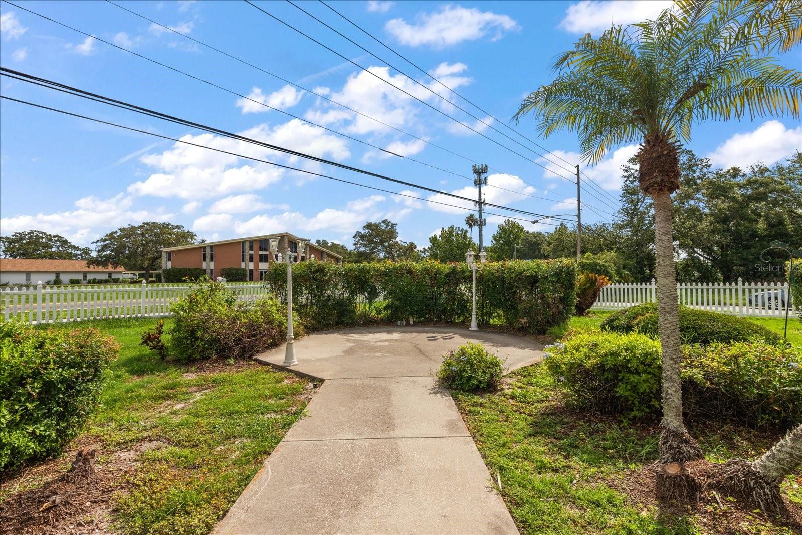 1453 BELLEAIR ROAD