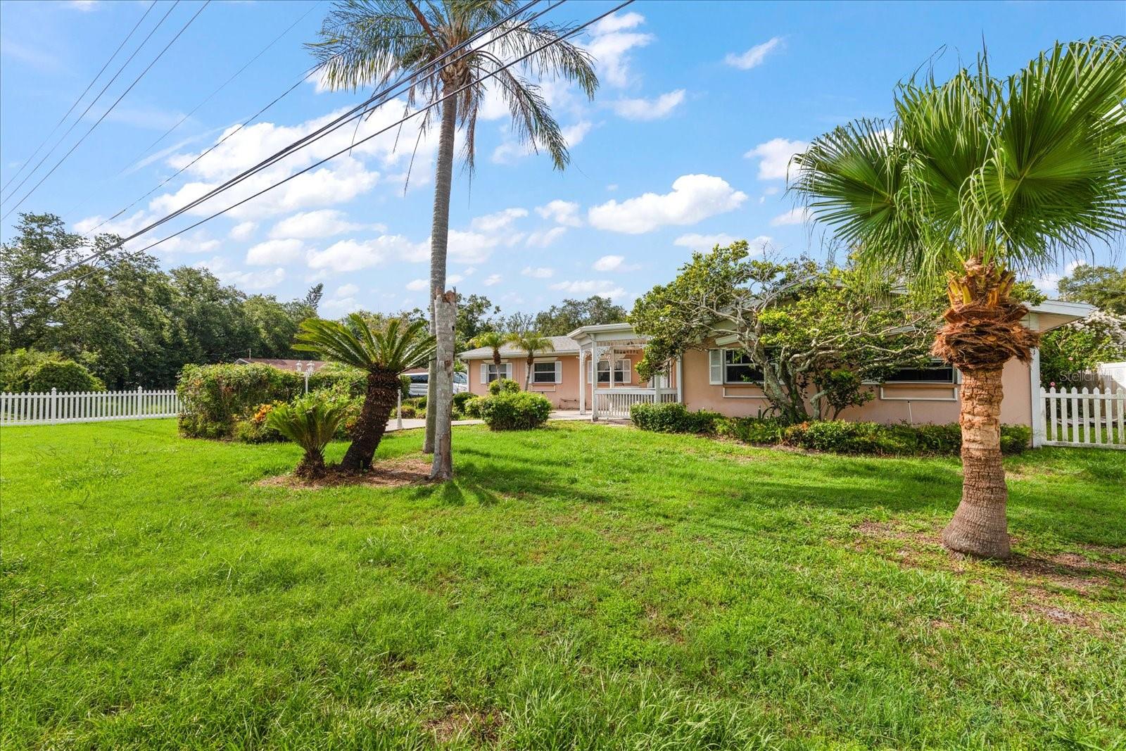 1453 BELLEAIR ROAD