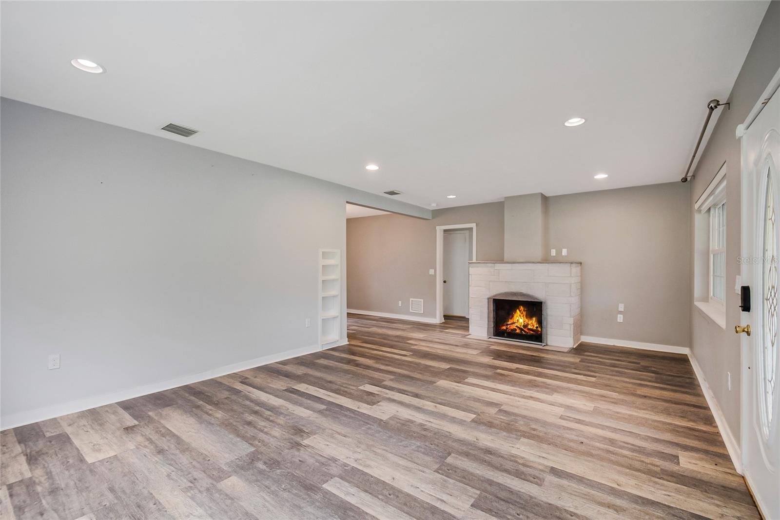 1635 GERTRUDE PLACE