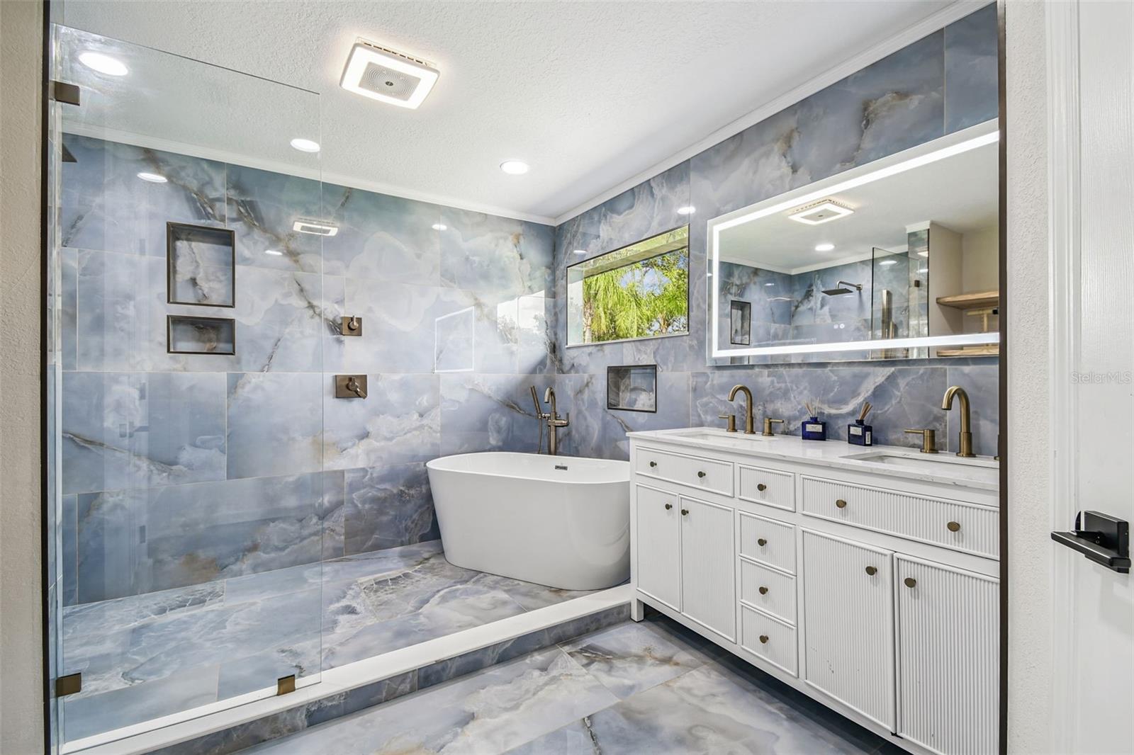WALDEN LAKE UNIT 26 - Residential