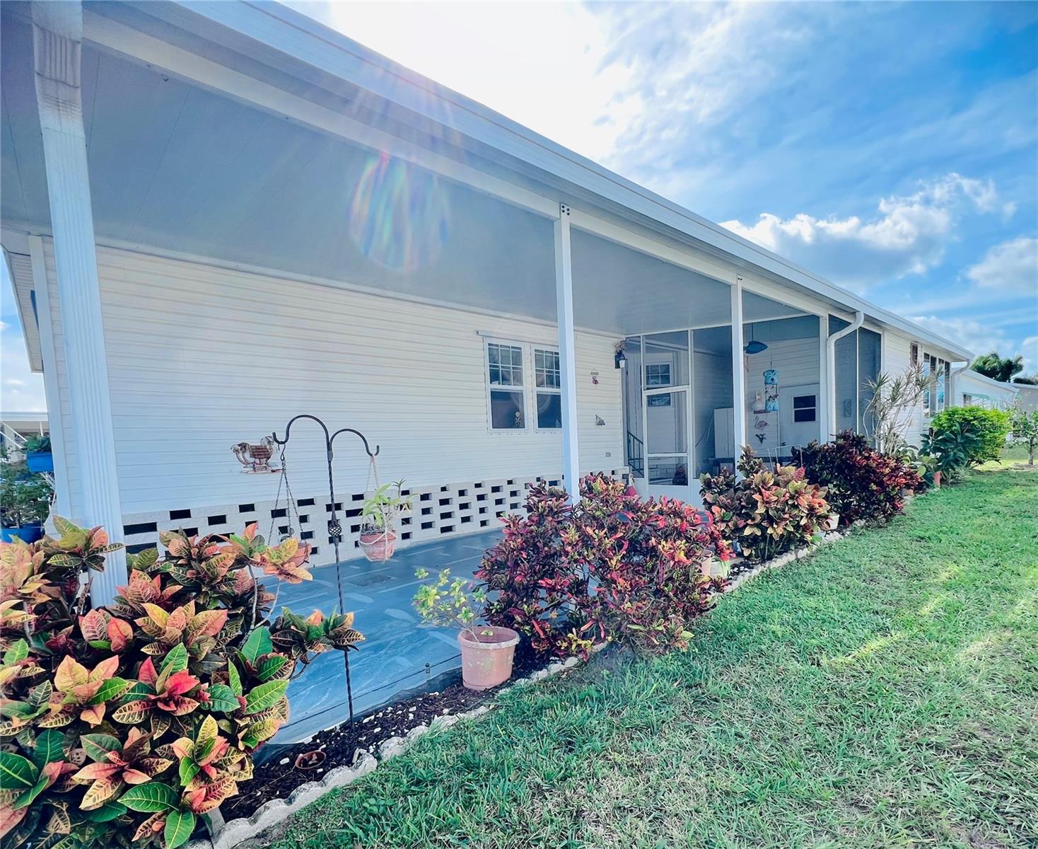 PALM HILL MOBILE HOME PARK UNREC - Residential