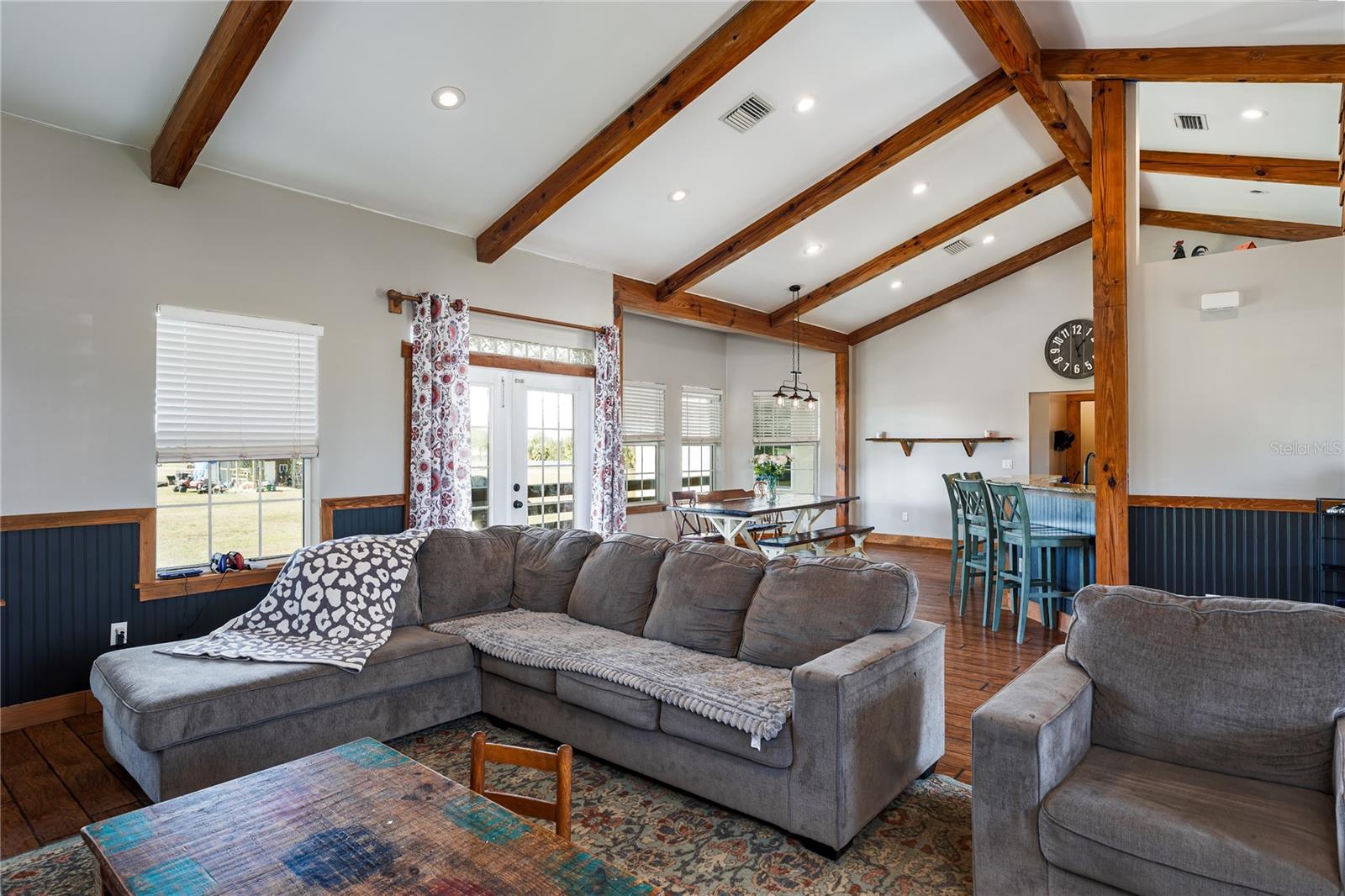 ACREAGE & UNREC - Residential