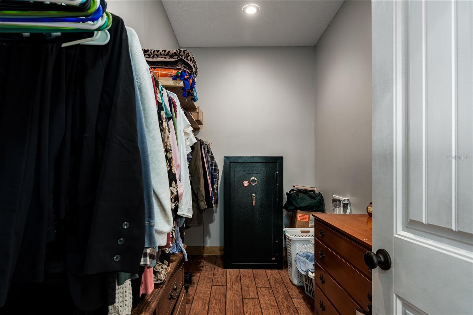 ACREAGE & UNREC - Residential