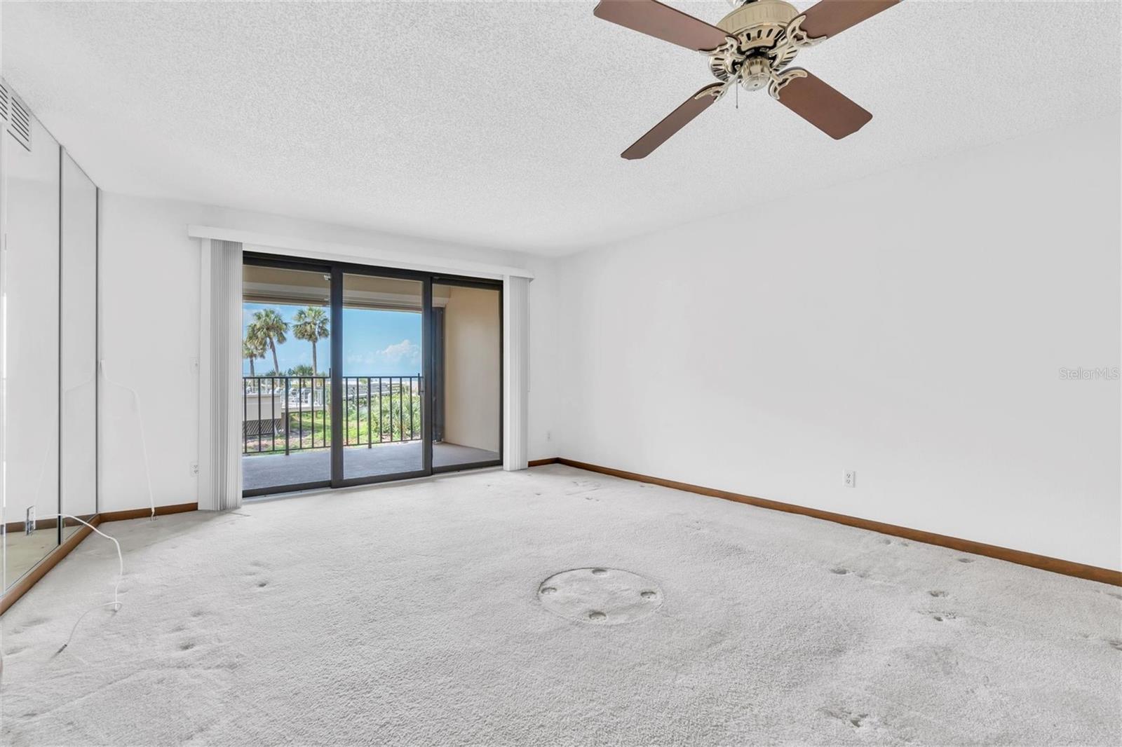 4450 GULF BOULEVARD 114