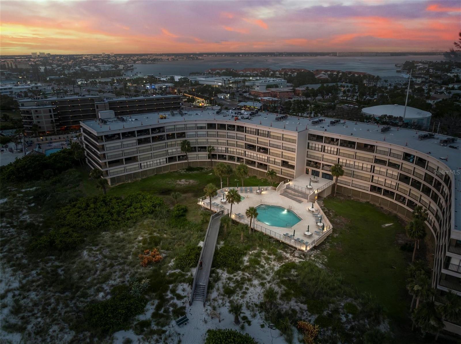 4450 GULF BOULEVARD 114