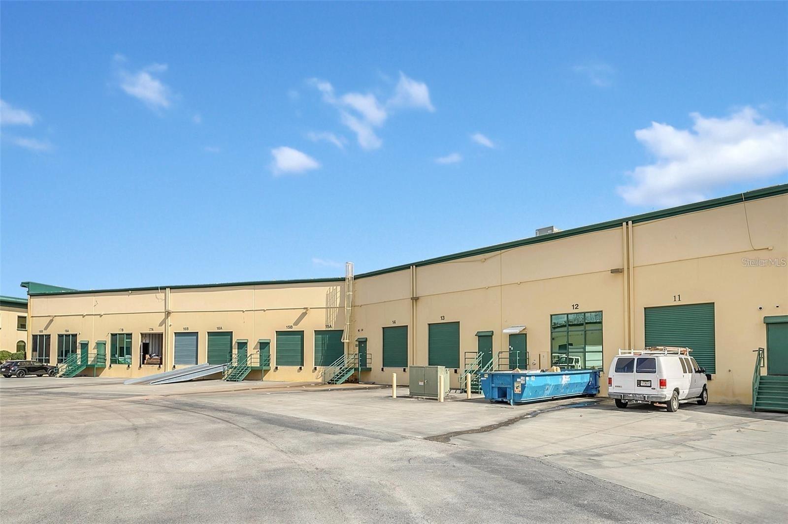 DREWTINA COMMERCE CENTER - Commercial Lease