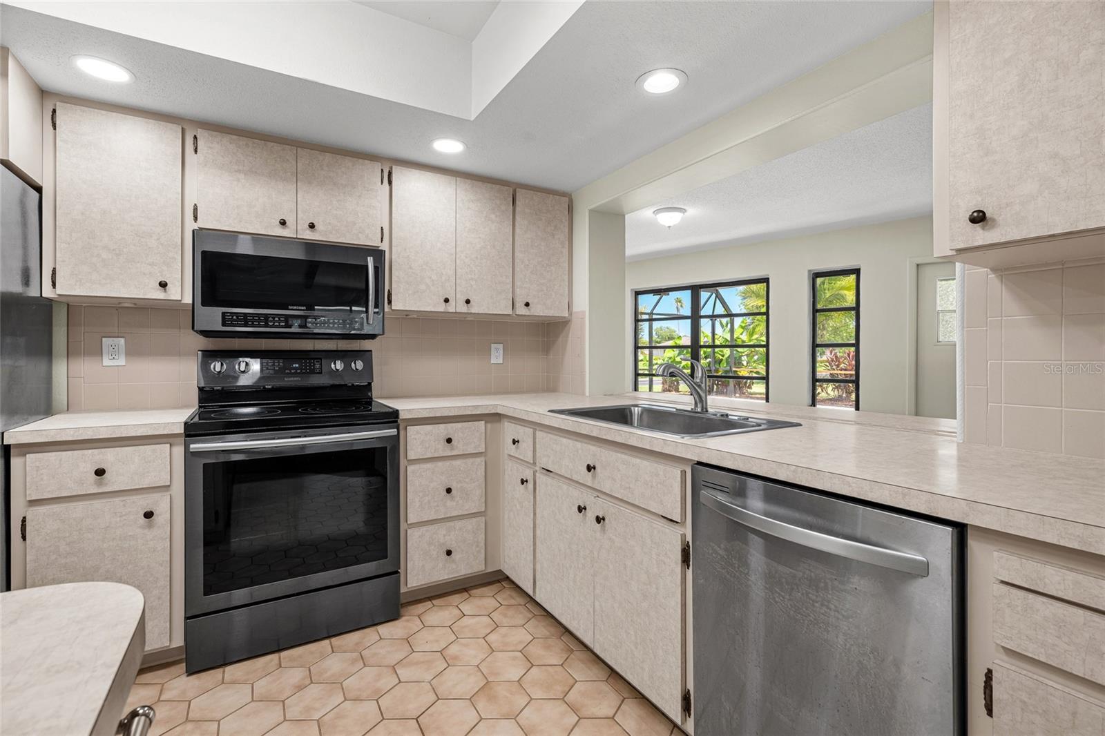 Search Properties for Sale 4 1123 MISTI COURT