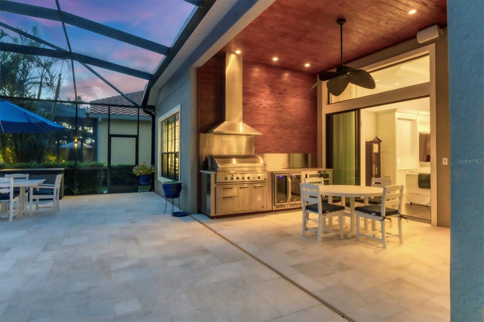 COUNTRY CLUB EAST AT LAKEWD RNCH SS - Residential