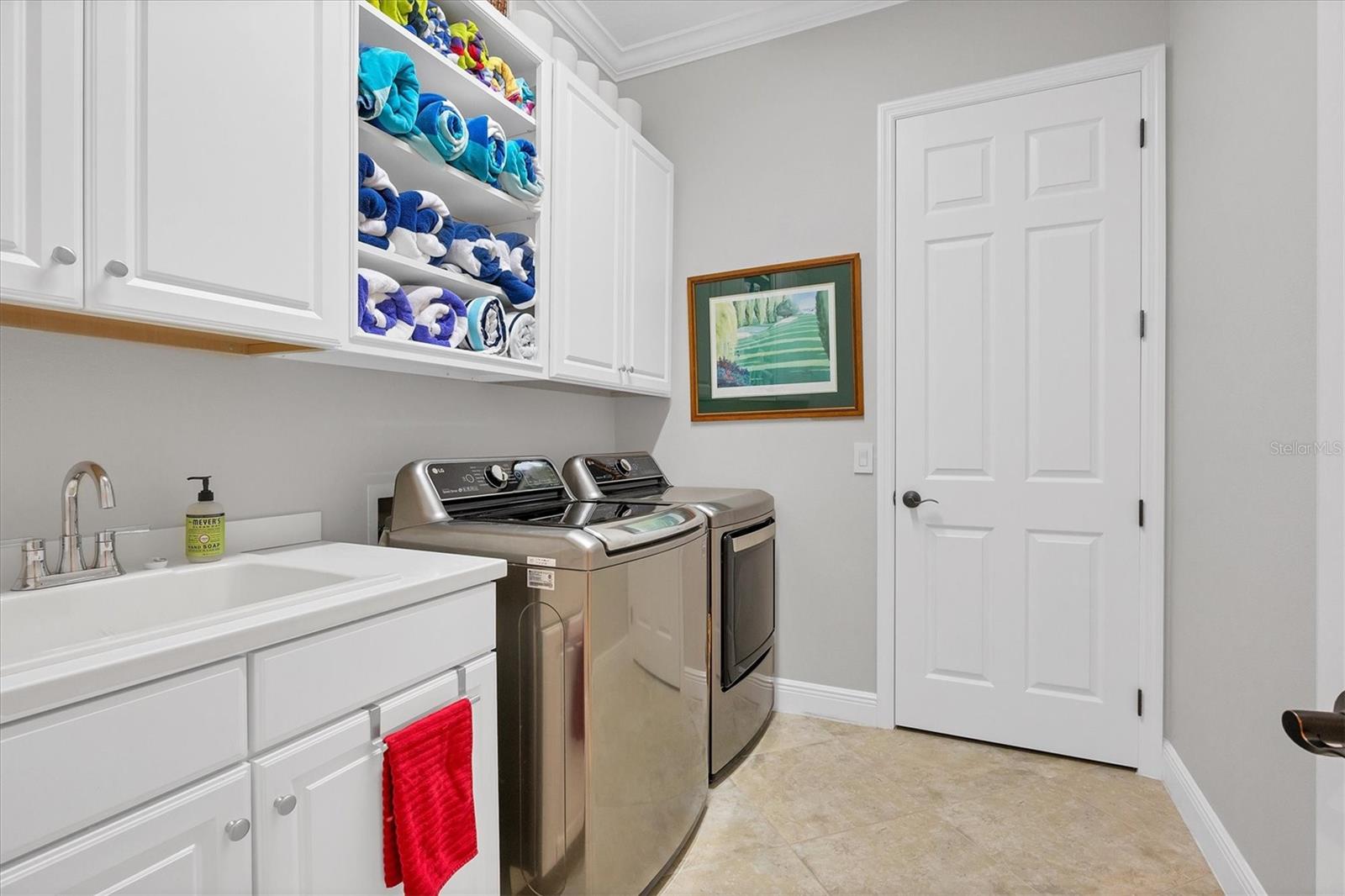 COUNTRY CLUB EAST AT LAKEWD RNCH SS - Residential