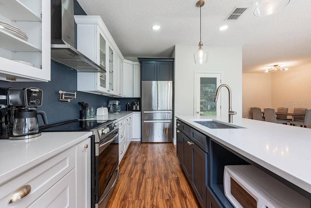 14410 LAKE UNDERHILL ROAD