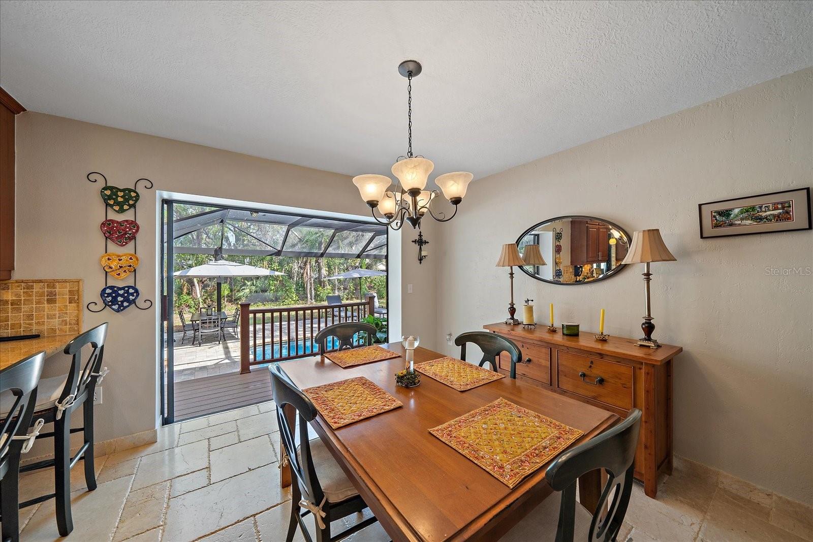 SHERWOOD FOREST - Residential