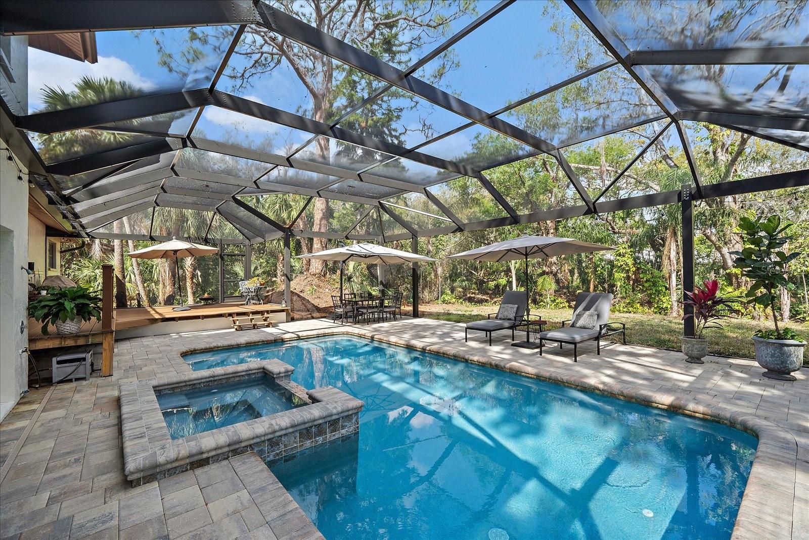 SHERWOOD FOREST - Residential