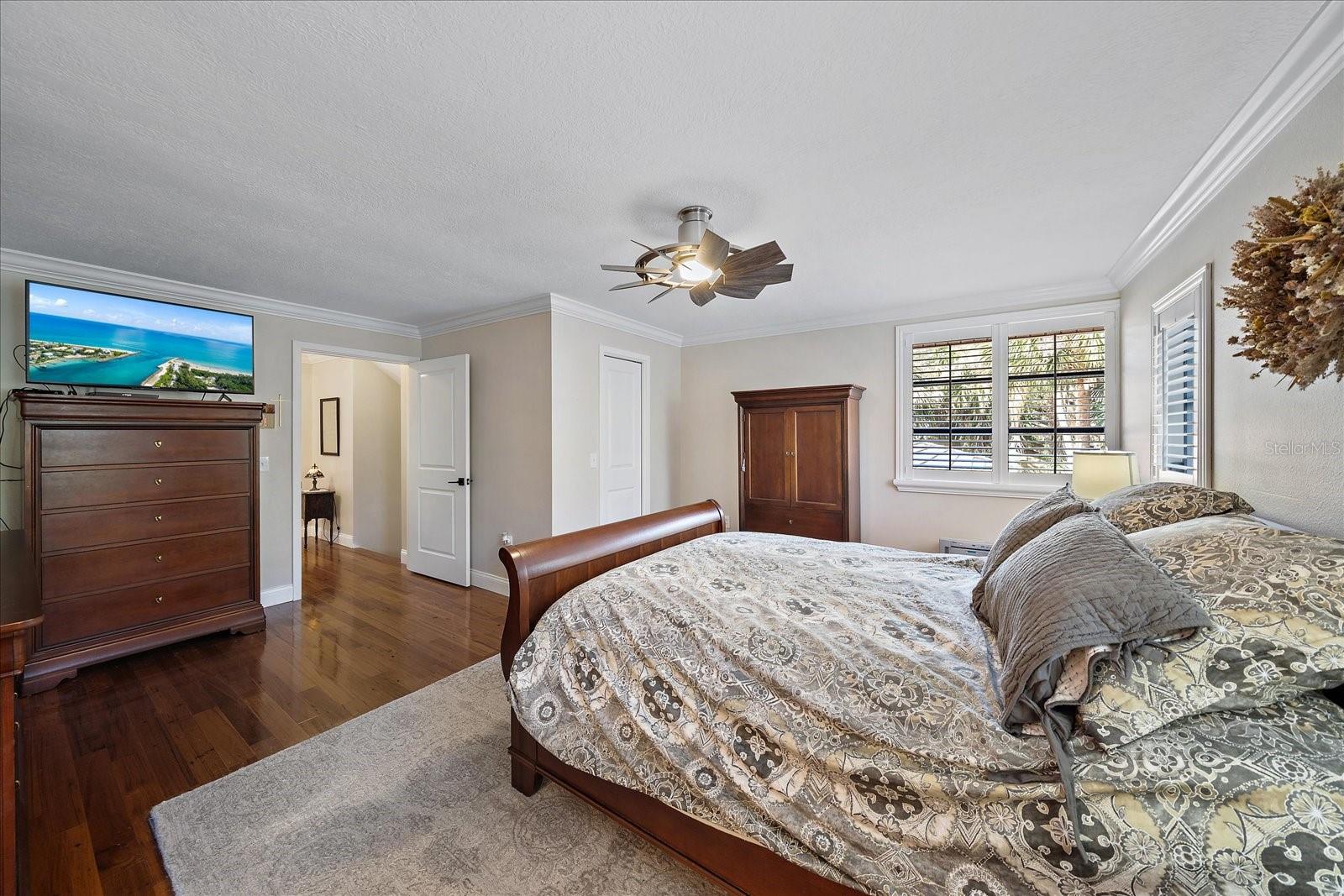 SHERWOOD FOREST - Residential