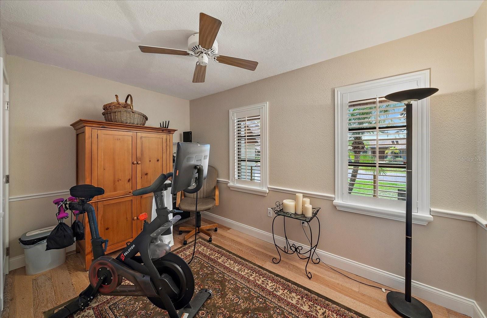 SHERWOOD FOREST - Residential