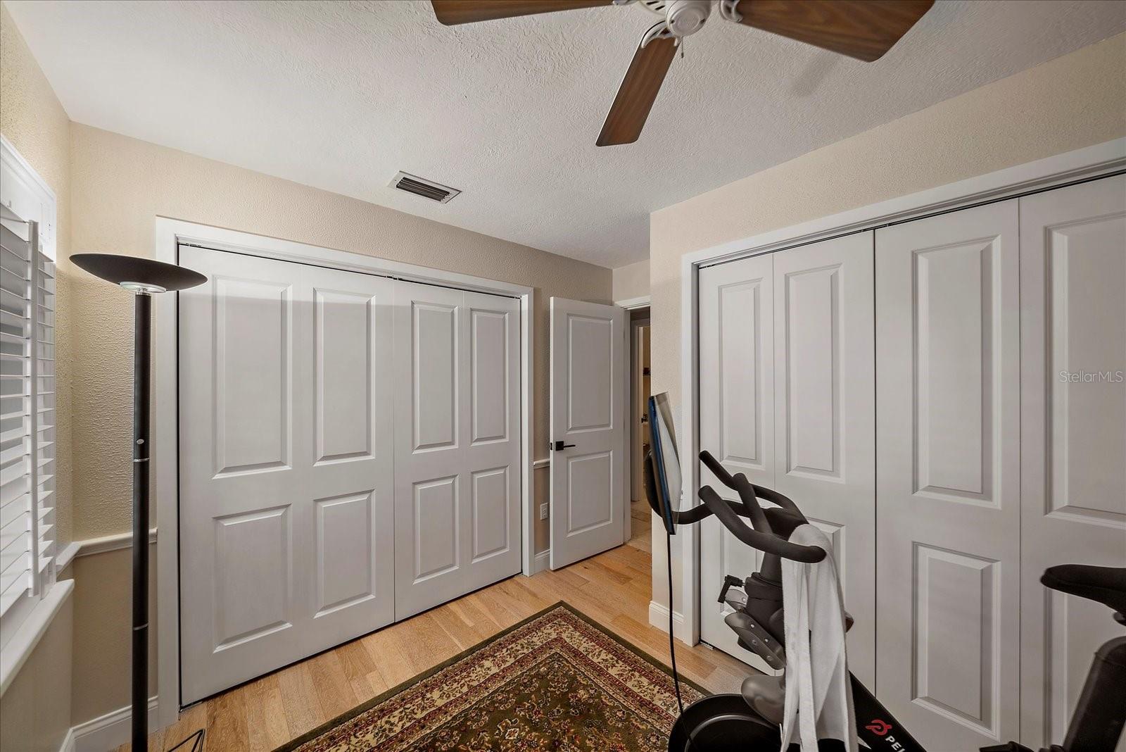 SHERWOOD FOREST - Residential