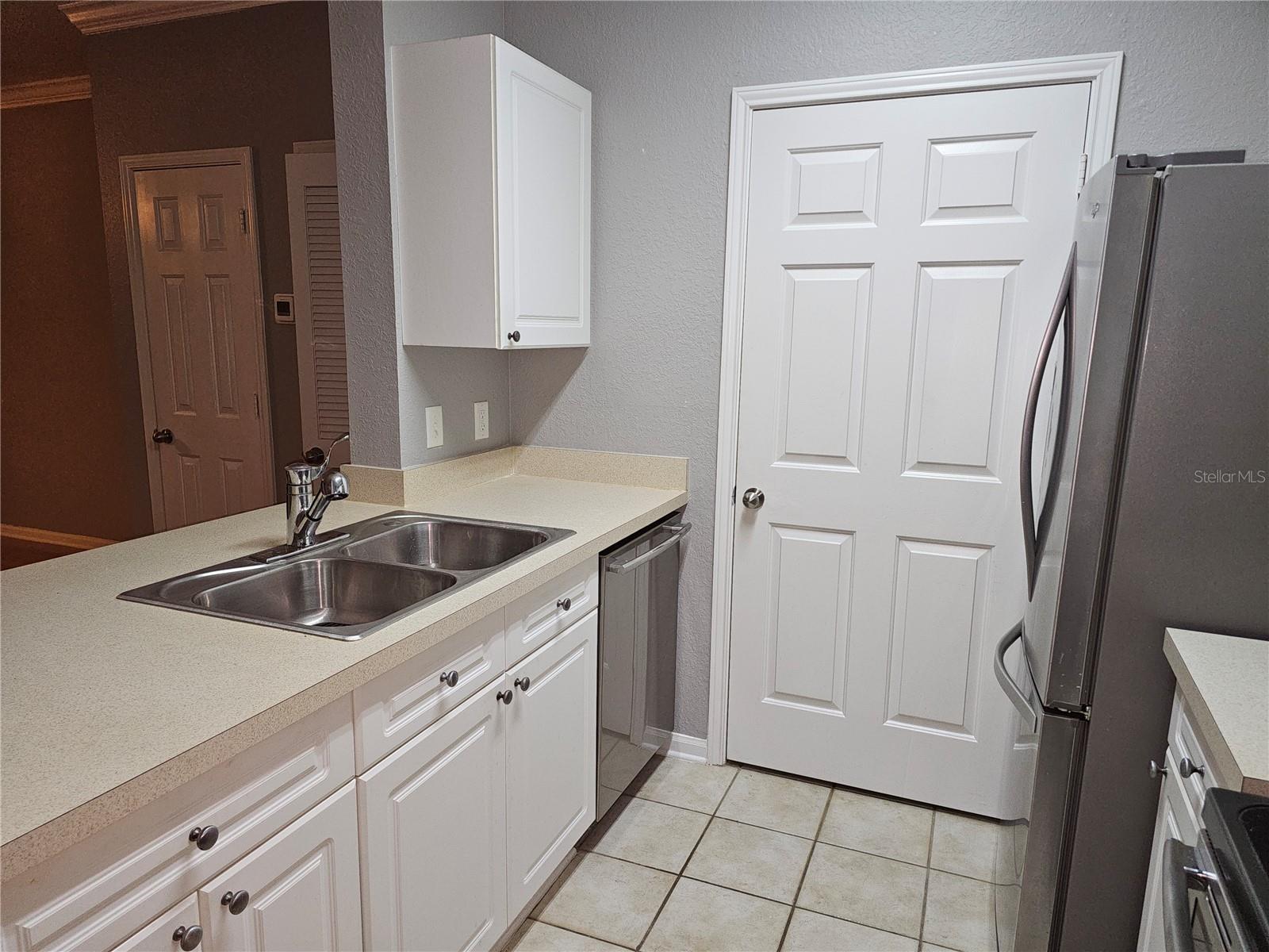 1216 S MISSOURI AVENUE 202