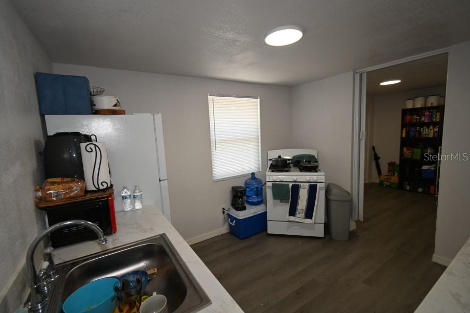 CLINTON AVE HEIGHTS - Residential