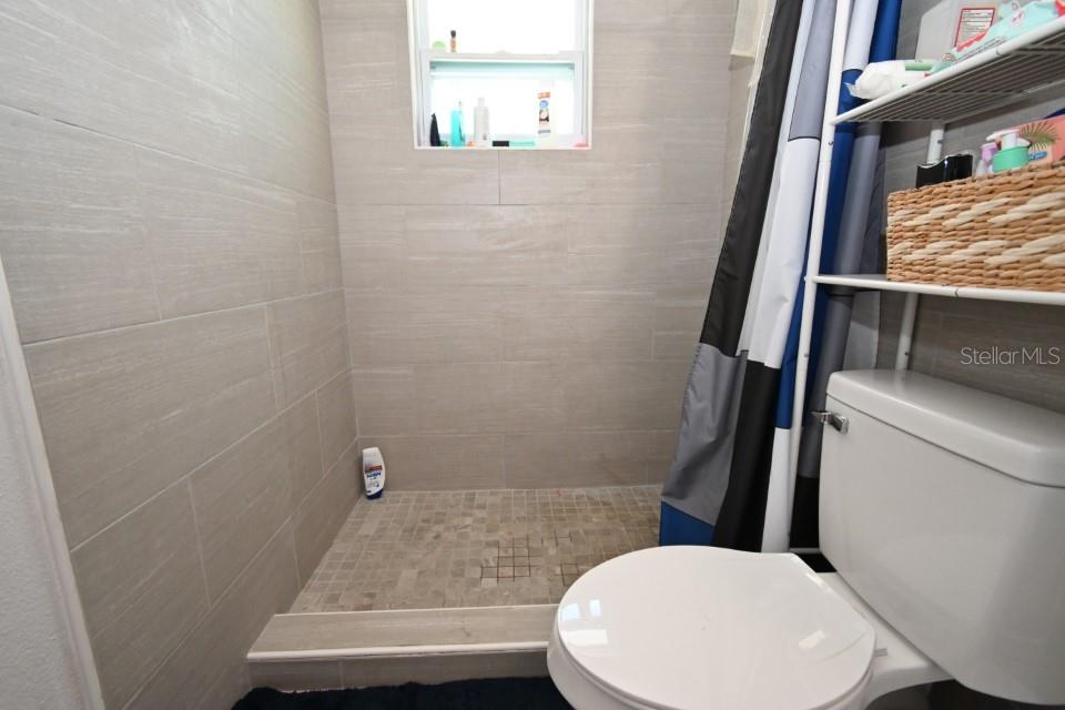 CLINTON AVE HEIGHTS - Residential