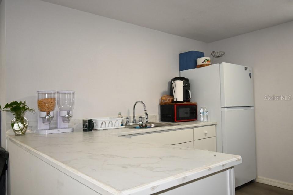 CLINTON AVE HEIGHTS - Residential