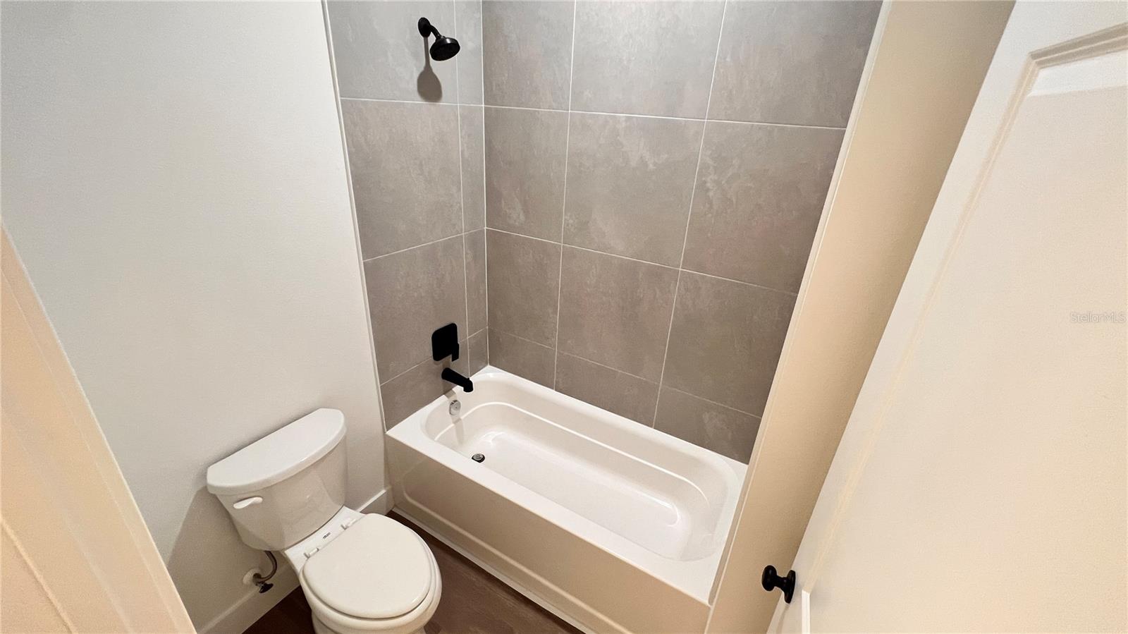 PORT MALABAR UNIT 24 - Residential Lease