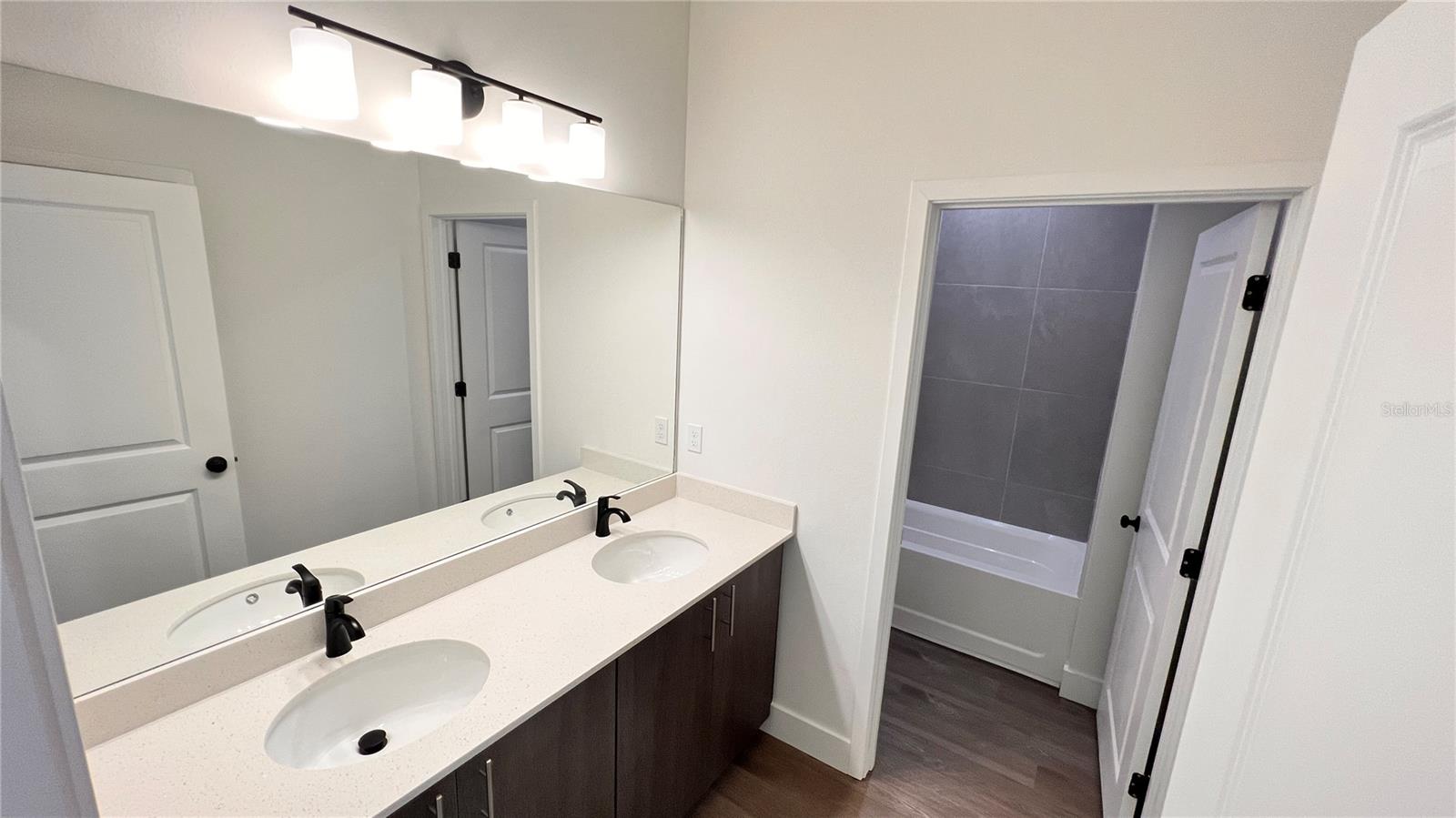 PORT MALABAR UNIT 24 - Residential Lease