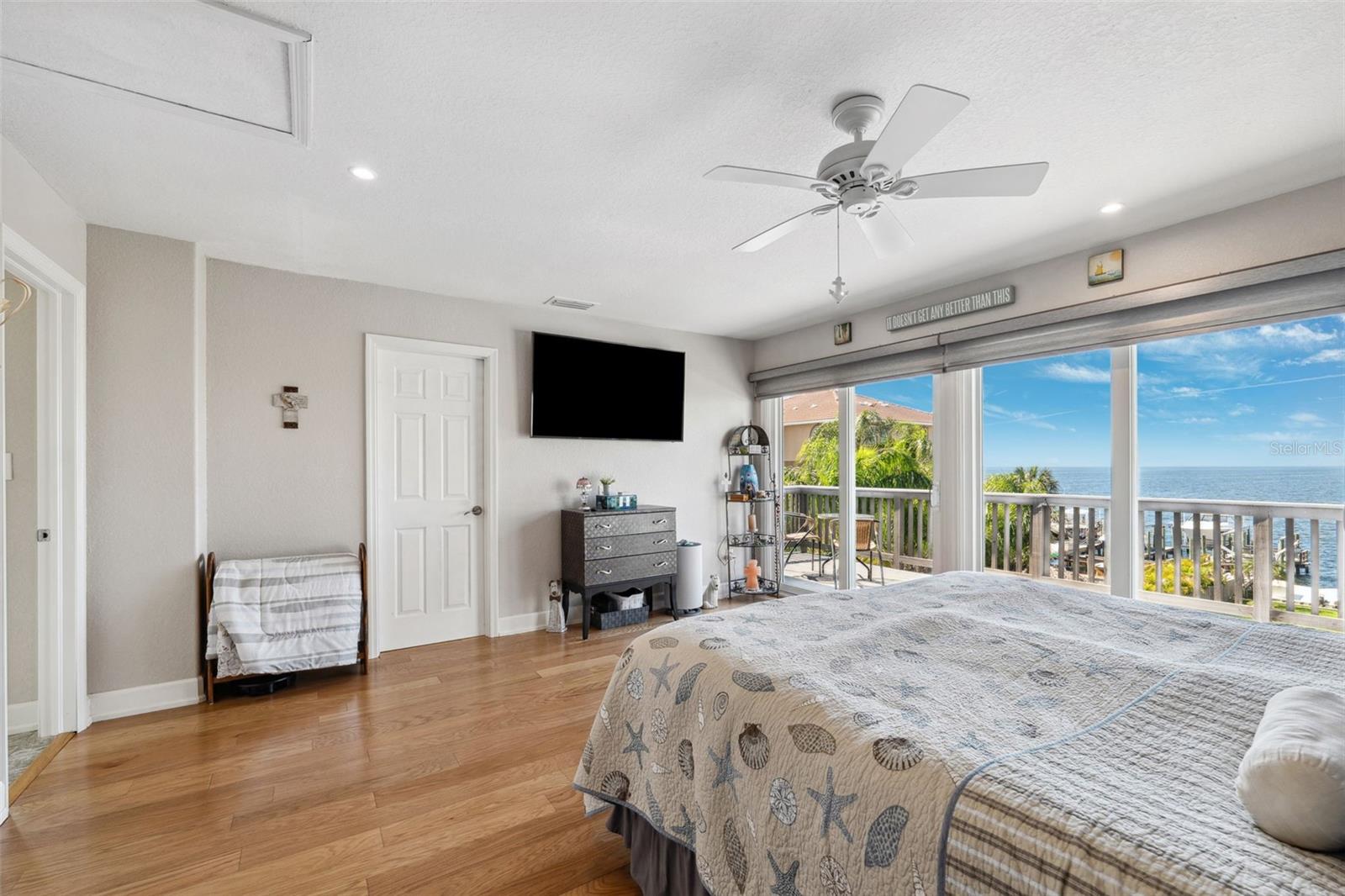 5241 WEST SHORE DRIVE