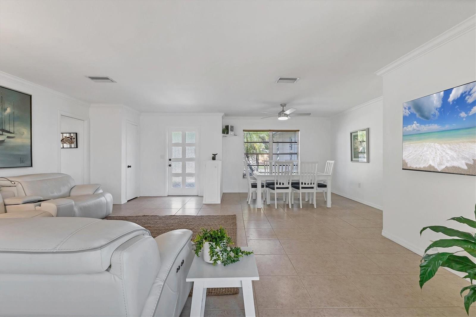 VENICE GARDENS - Residential