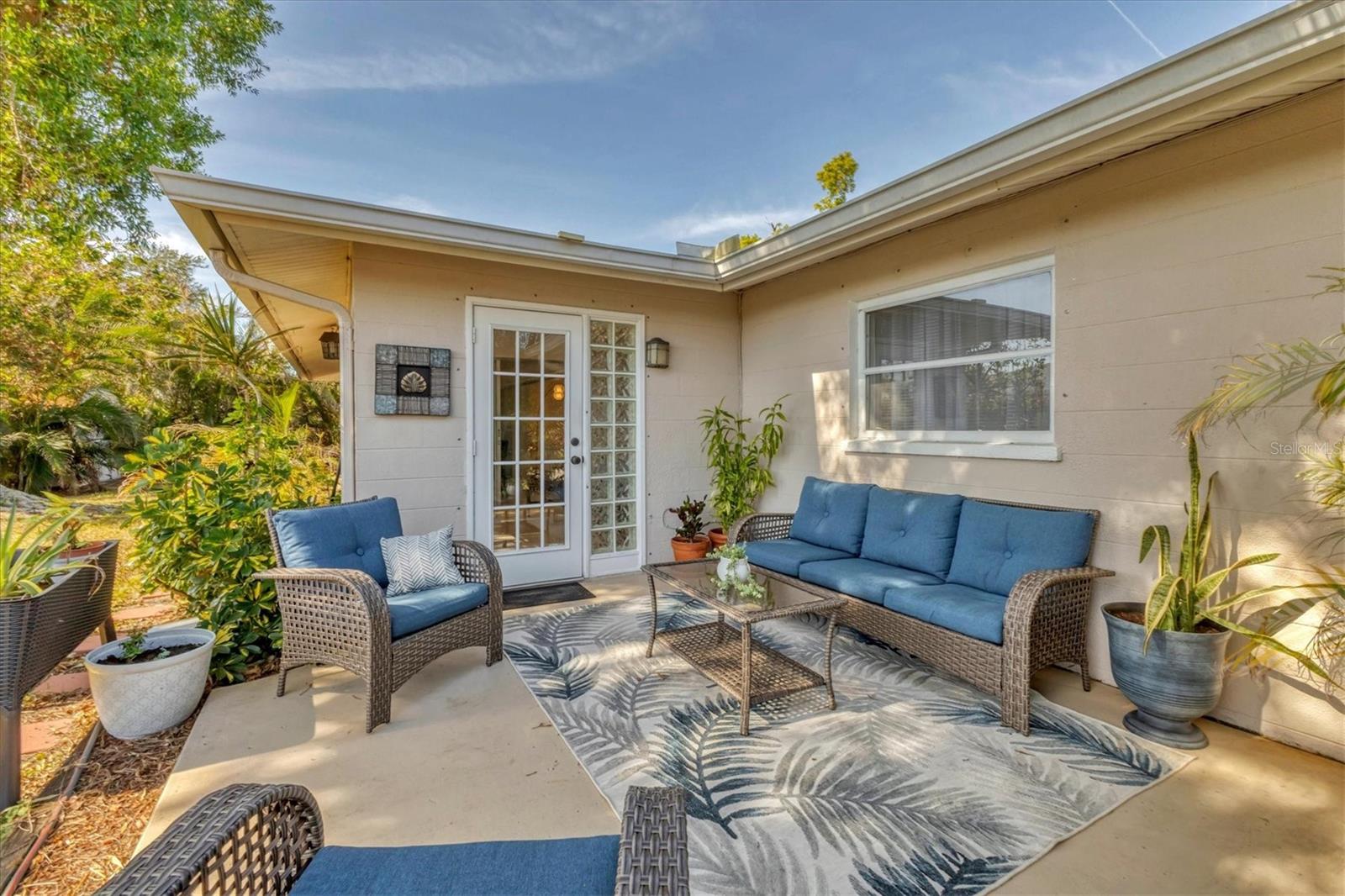 VENICE GARDENS - Residential