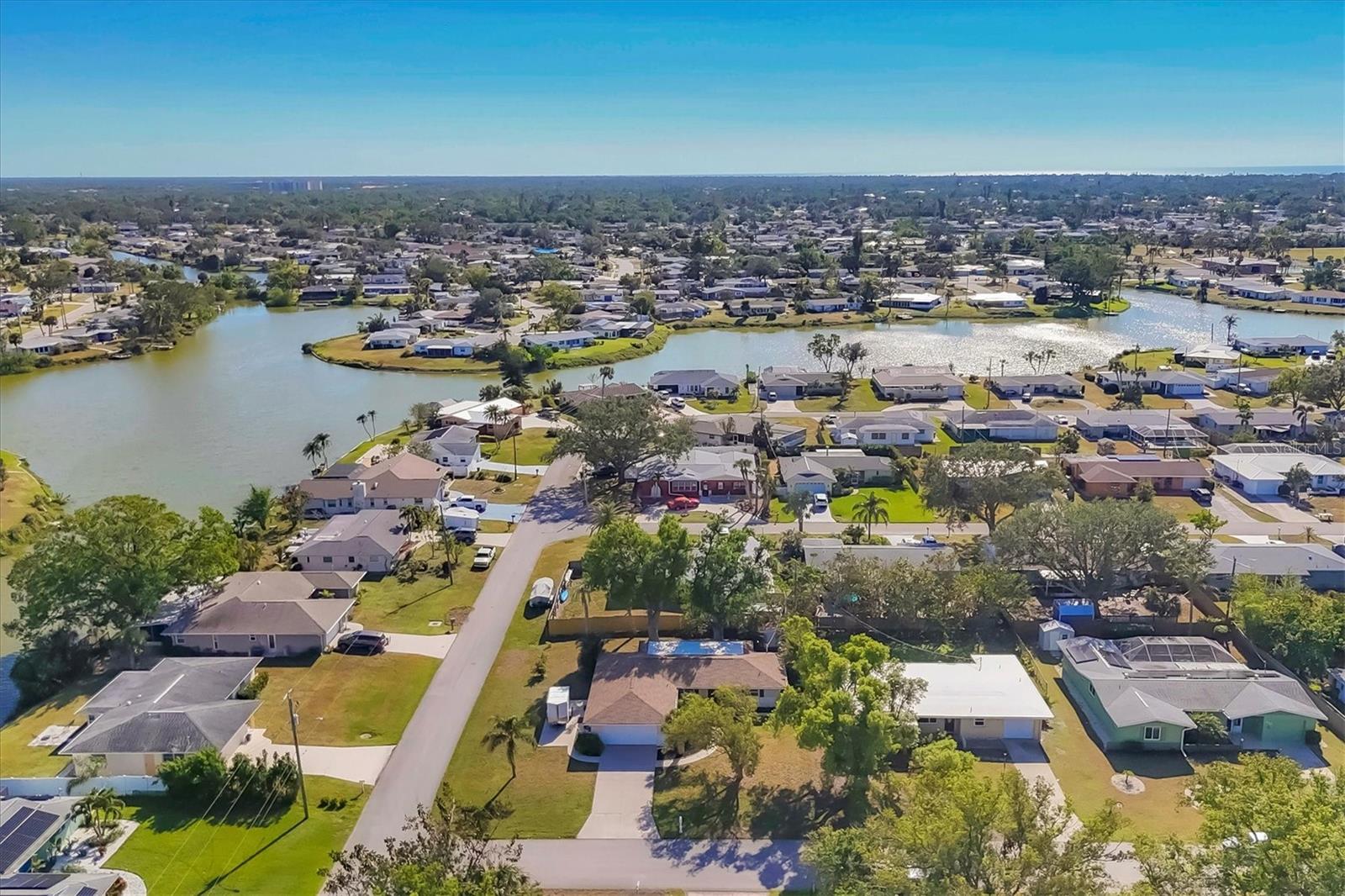 VENICE GARDENS - Residential