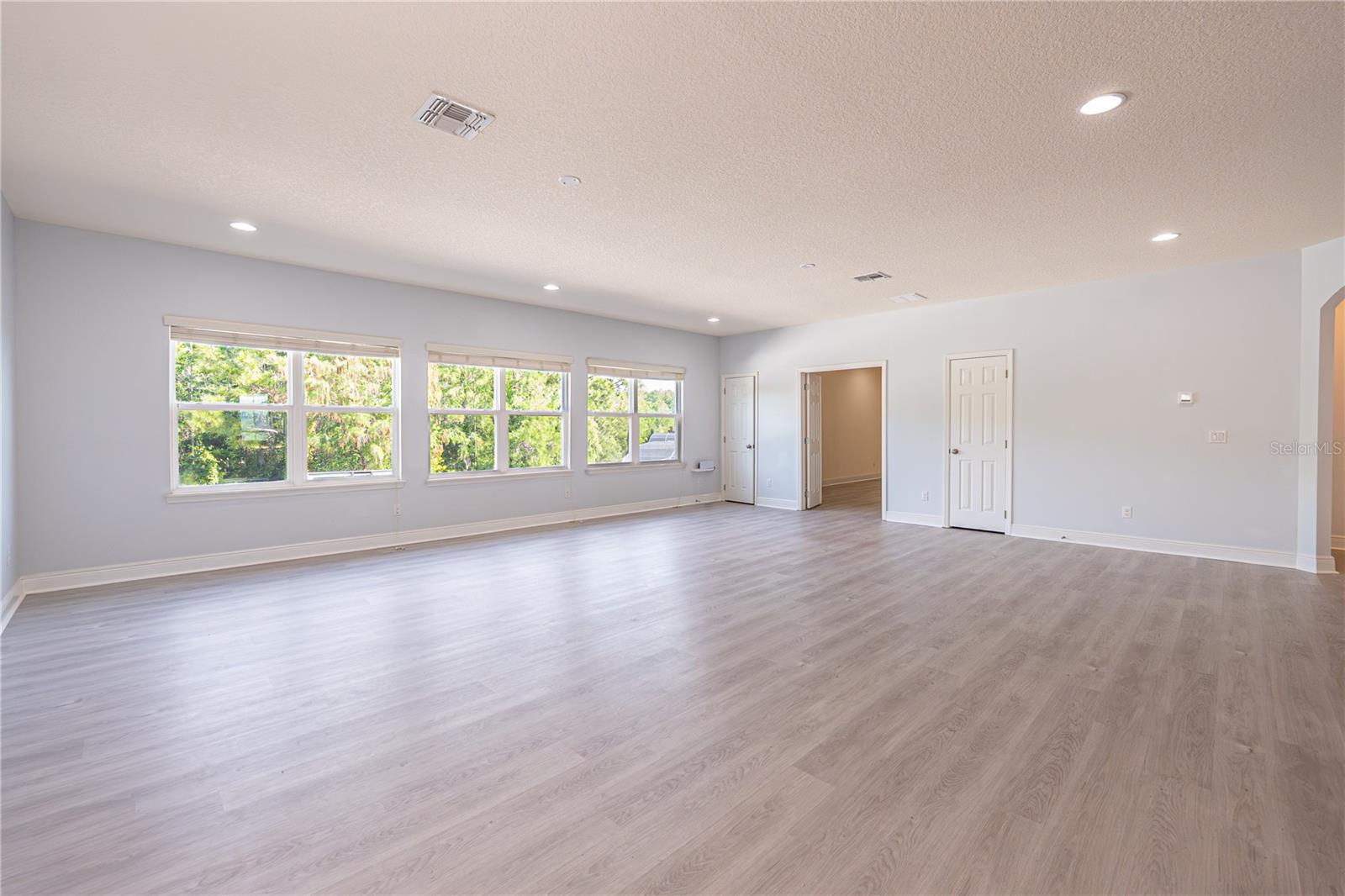WOODLAND PARK PH 4 - Residential