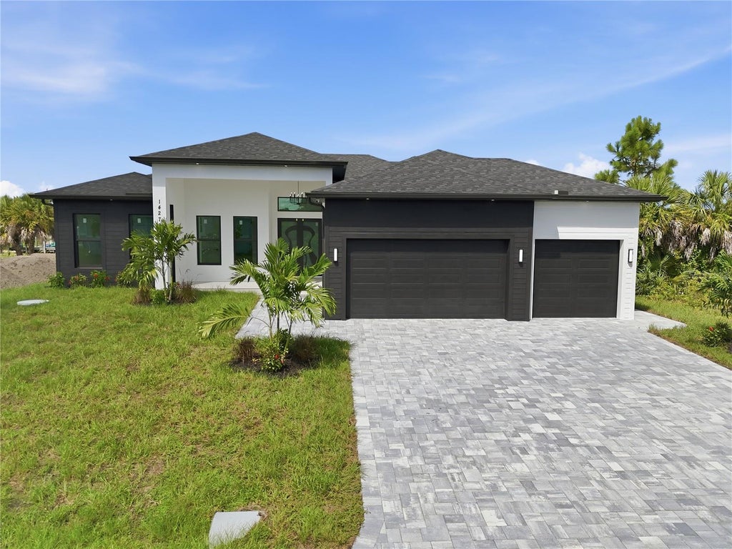 Photo of 14270 Fort Worth Circle, Port Charlotte, FL 33981 (MLS # O6438965)