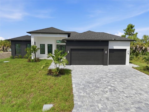 Photo of 14270 Fort Worth Circle, Port Charlotte, FL 33981 (MLS # O6438965)