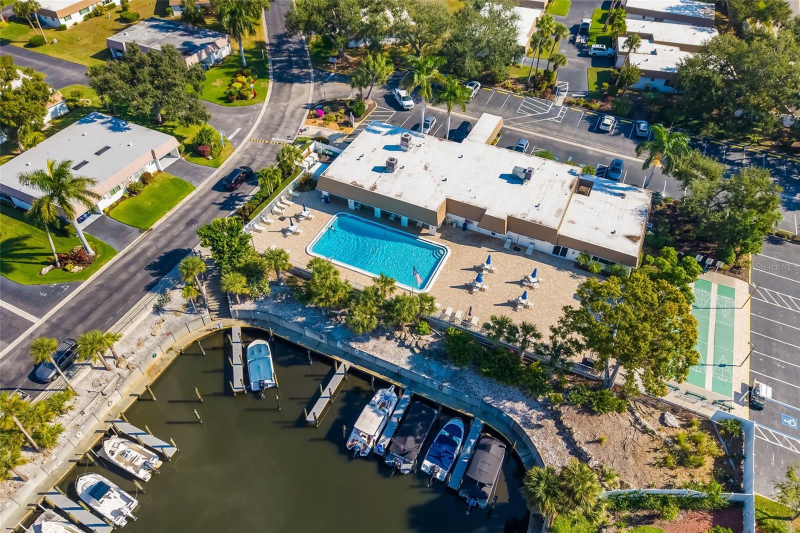 STRATHMORE RIVERSIDE I - Residential