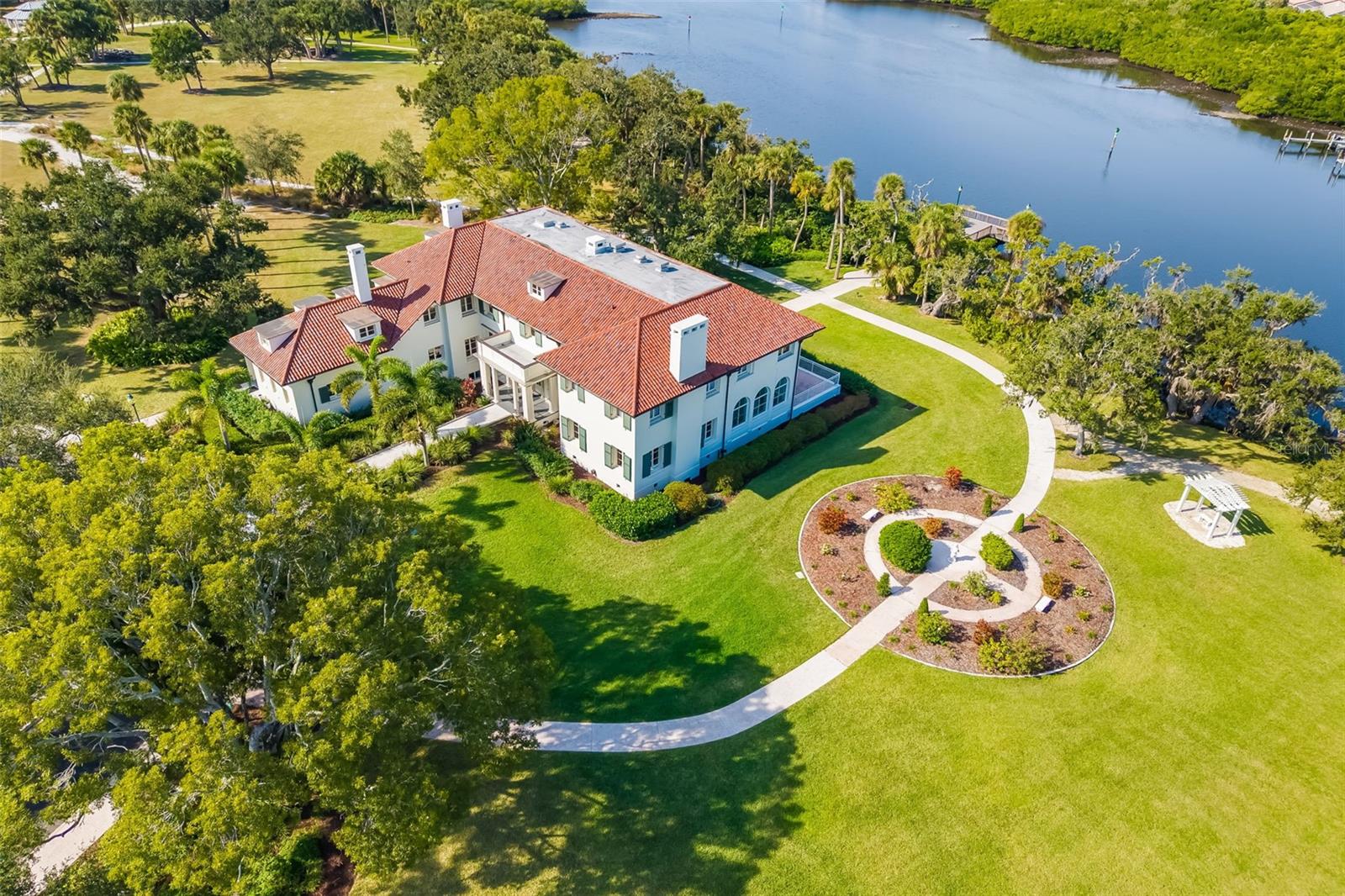 STRATHMORE RIVERSIDE I - Residential