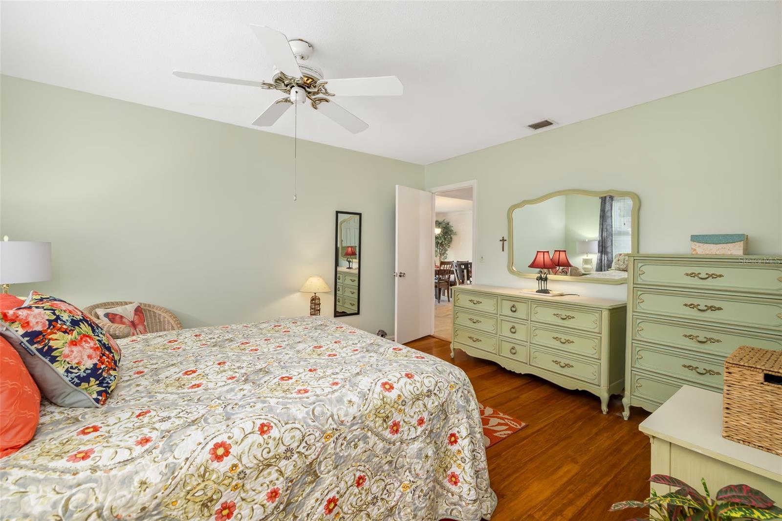 STRATHMORE RIVERSIDE I - Residential