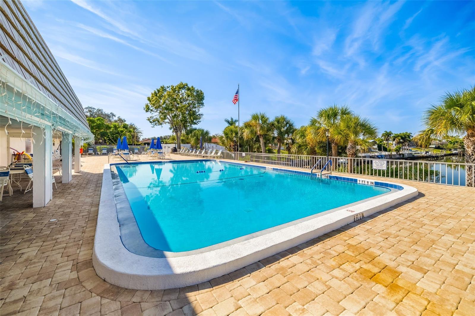 STRATHMORE RIVERSIDE I - Residential