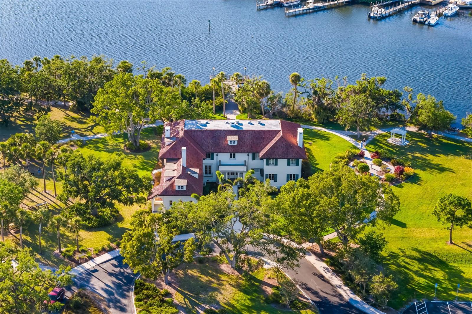 STRATHMORE RIVERSIDE I - Residential