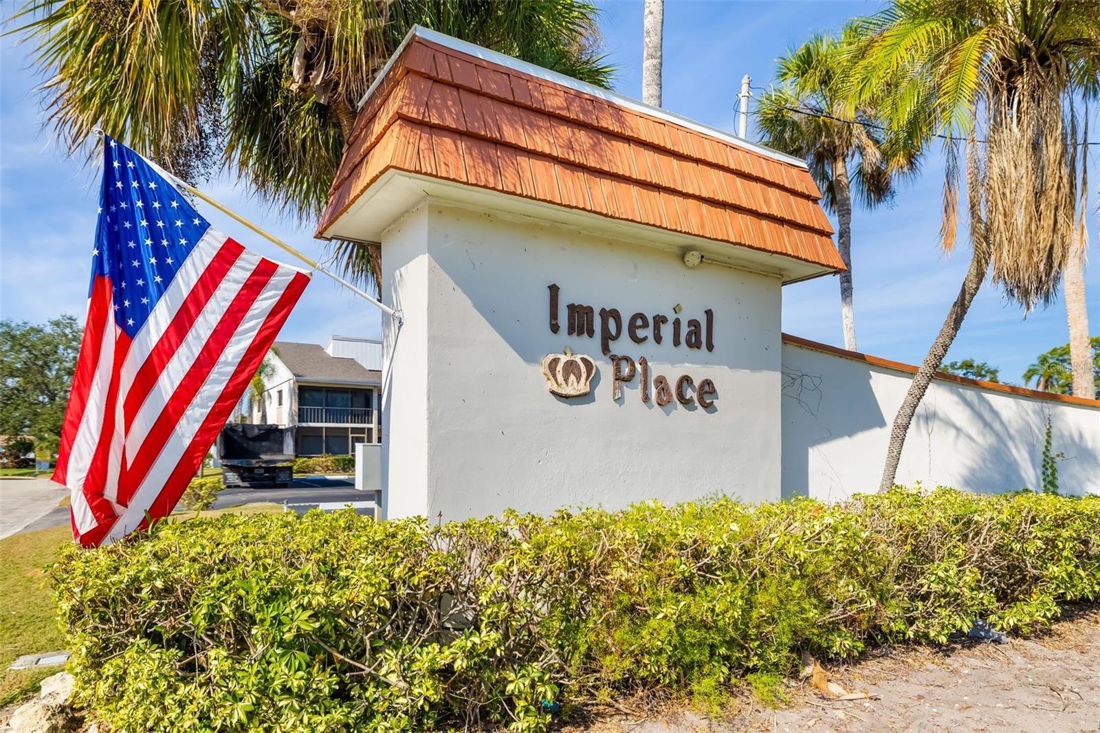 STRATHMORE RIVERSIDE I - Residential