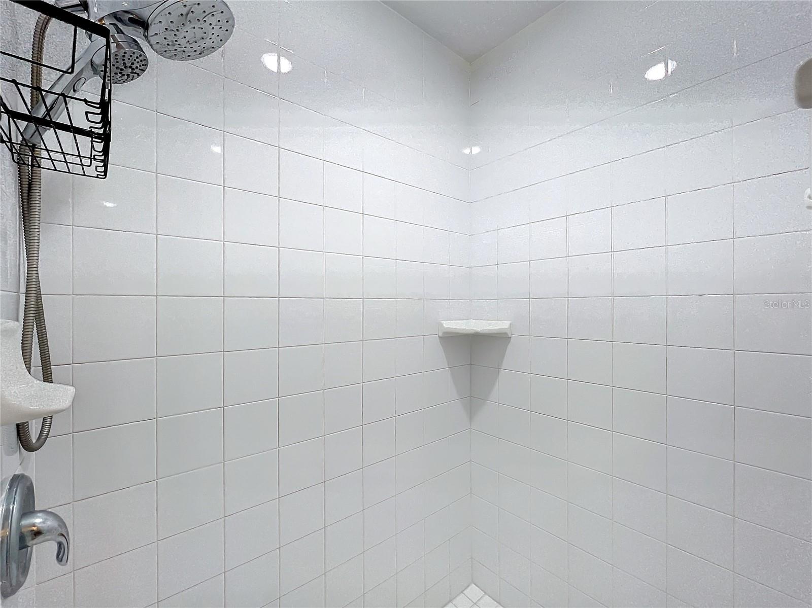 NELSON COURT - Residential