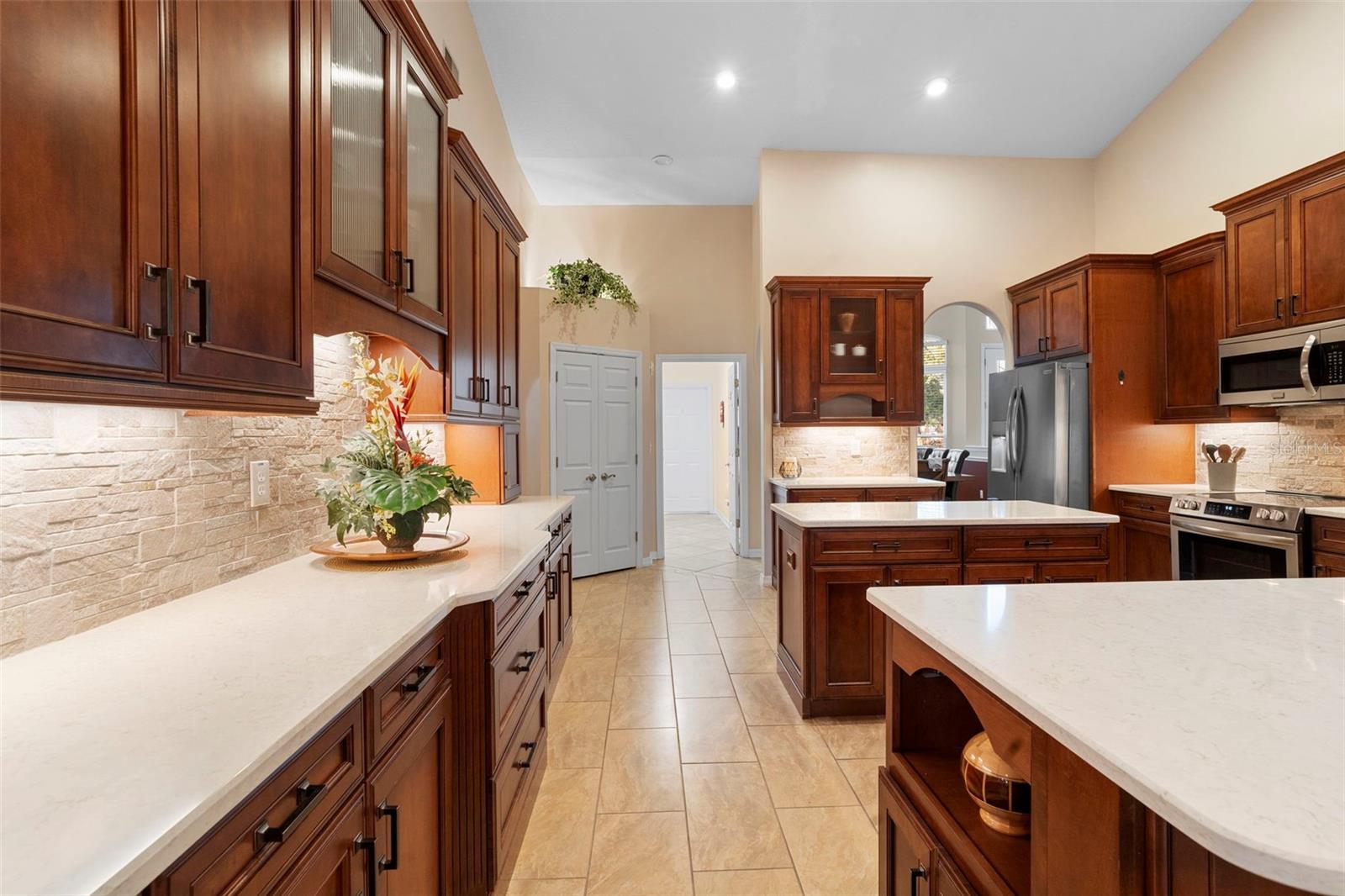 EAGLES CROSSING - Residential