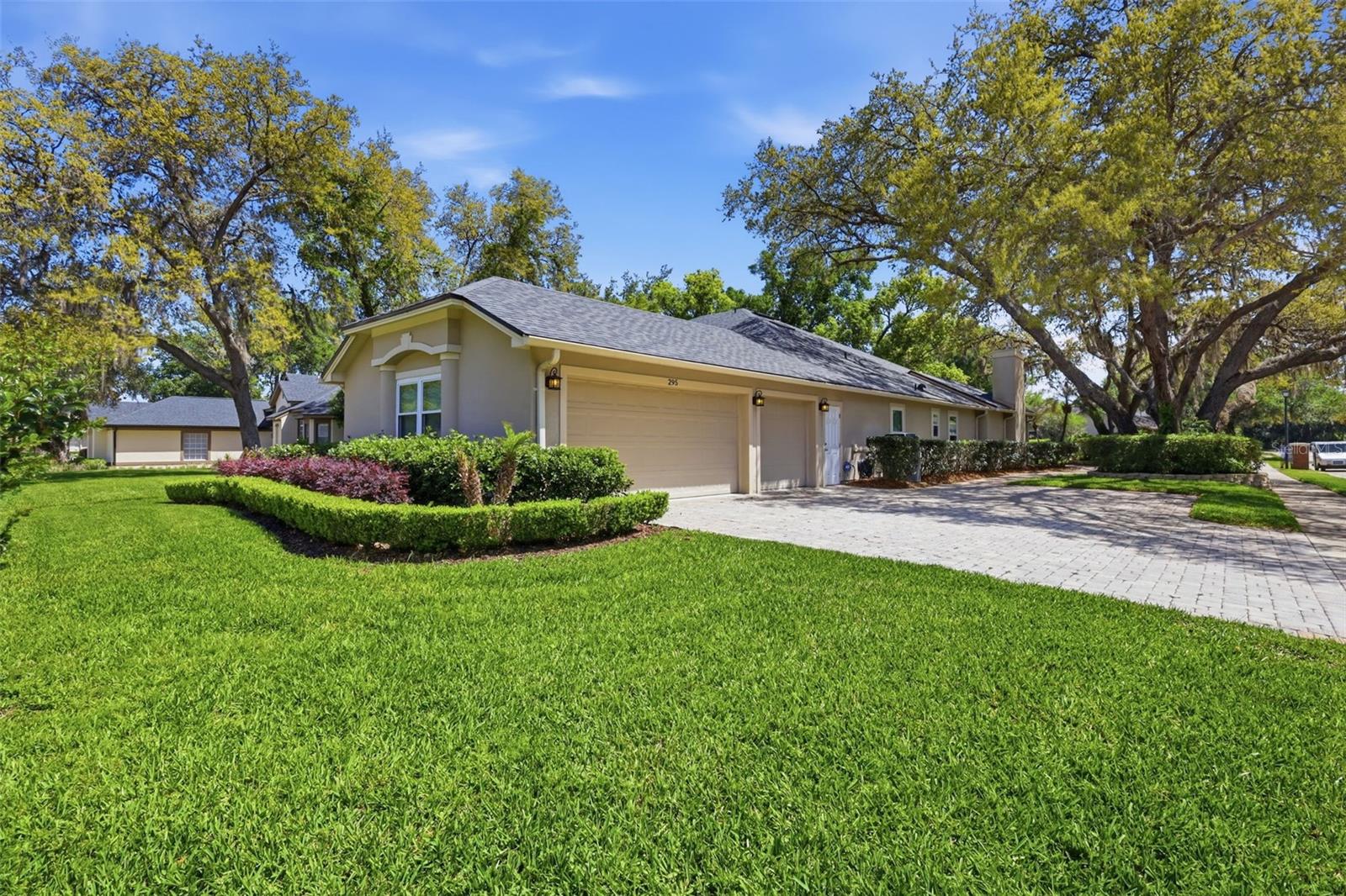 EAGLES CROSSING - Residential