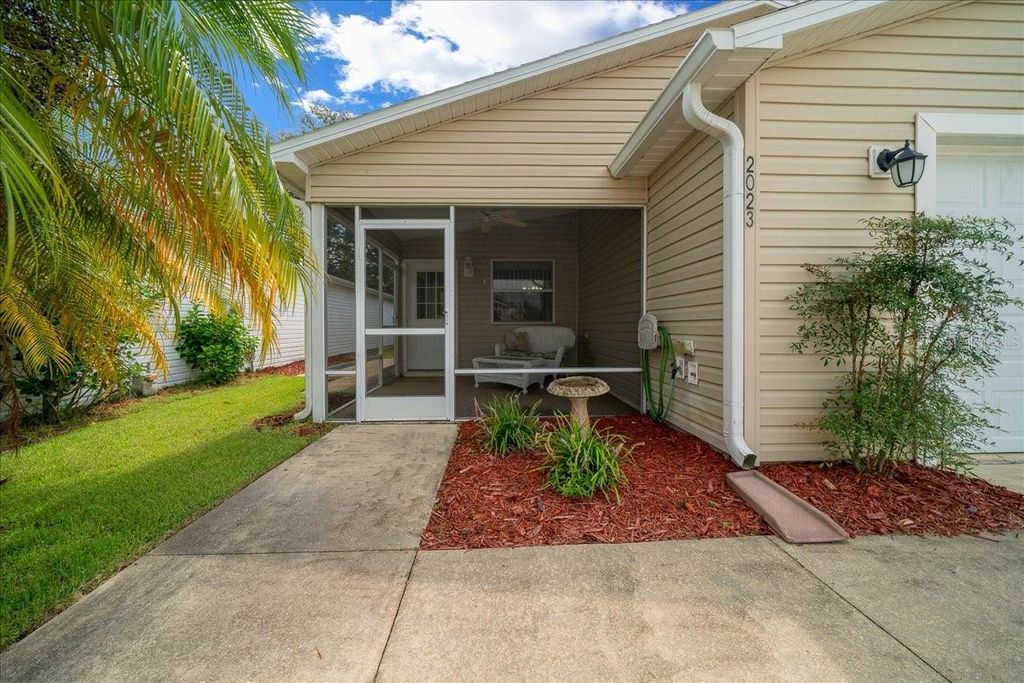 Photo of 2023 Thurmond Avenue, The Villages, FL 32162 (MLS # G5101605)